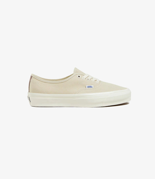 Authentic Reissue 44 LX - Castle Wall